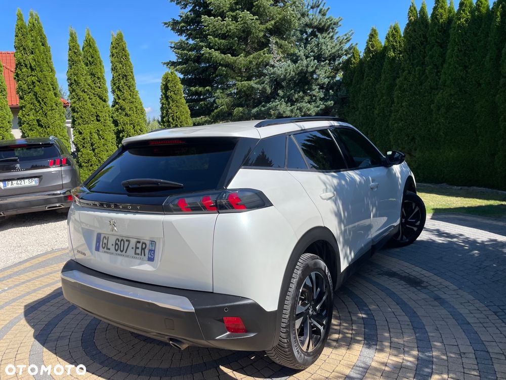 Peugeot 2008 BlueHDi 130 Allure S&S EAT8 - 25