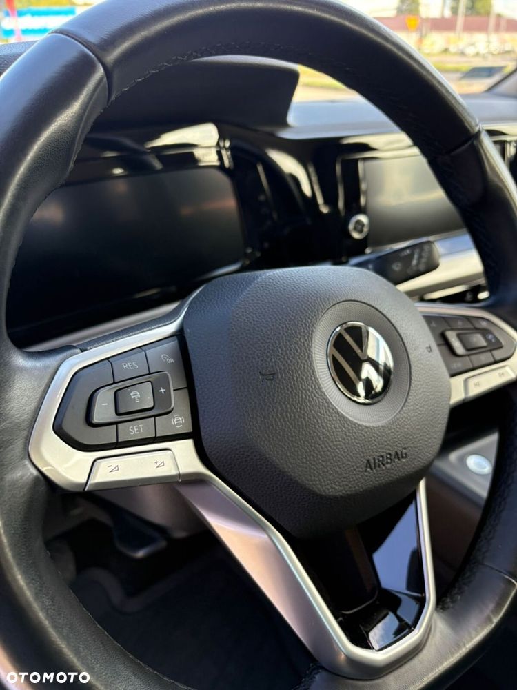 Volkswagen Golf - 11