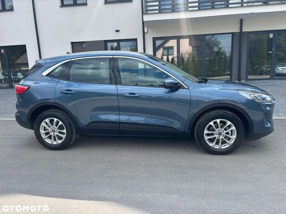 Ford Kuga 2.5 Duratec FHEV 4x4 TITANIUM - 6