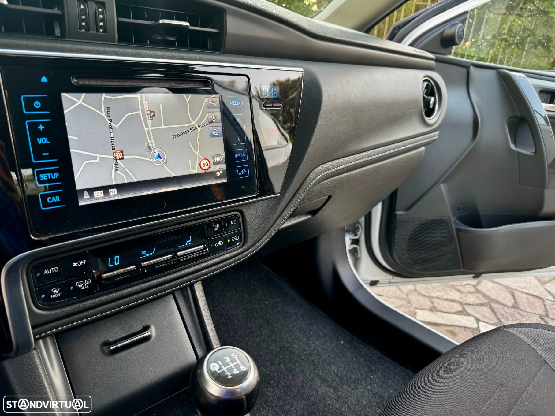 Toyota Auris 1.2T Exclusive - 22