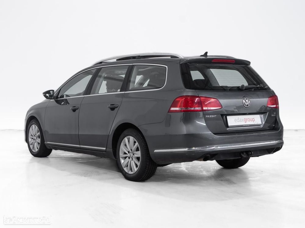 VW Passat Variant - 4
