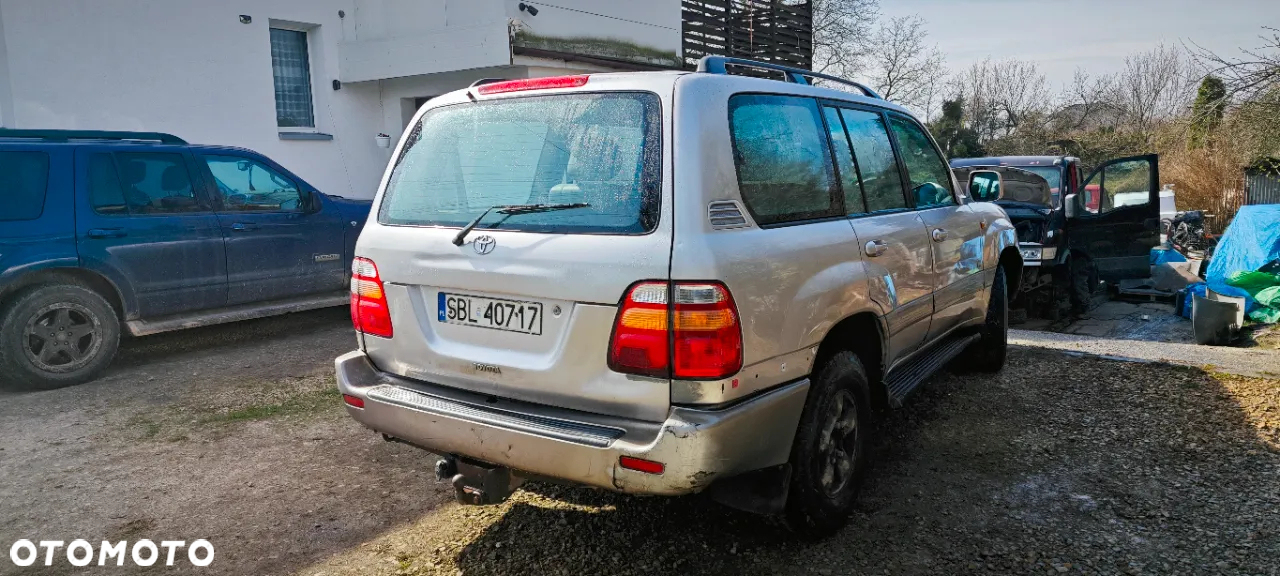 Toyota Land Cruiser 4.7 V8