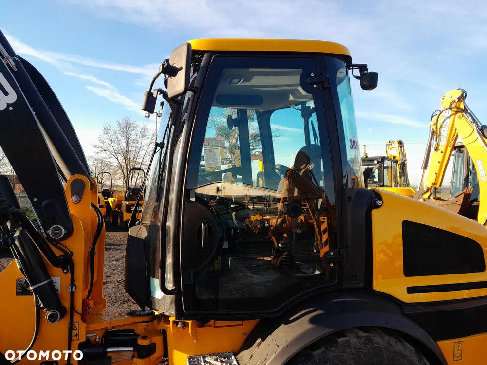 JCB 409 - 15