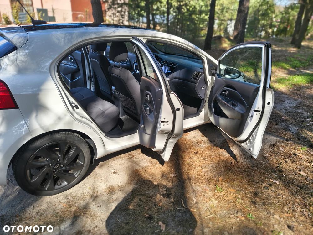 Kia Rio 1.4 crdi Business Line - 7