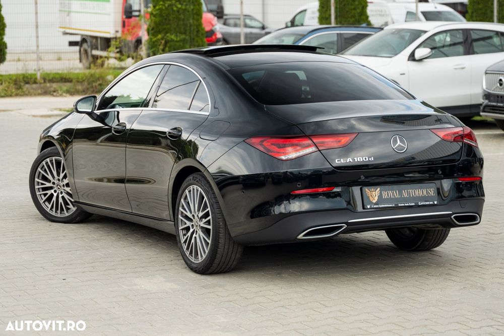 Mercedes-Benz CLA 180 d 7G-DCT Progressive - 4