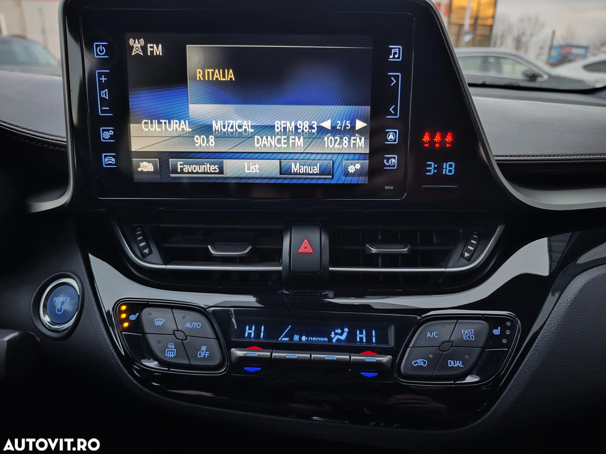 Toyota C-HR - 14