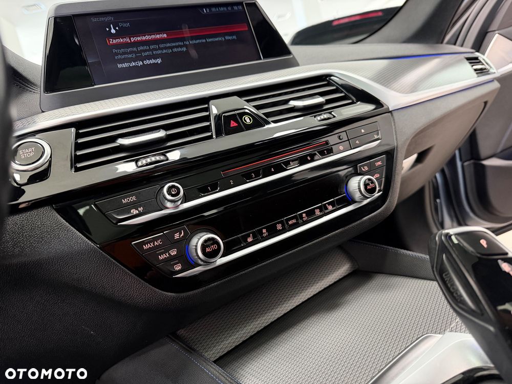BMW Seria 5 - 26