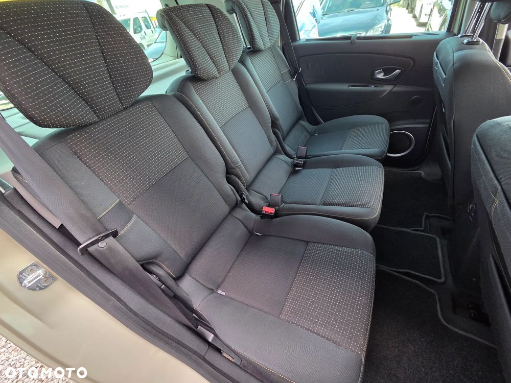 Renault Scenic TCe 130 Luxe - 12