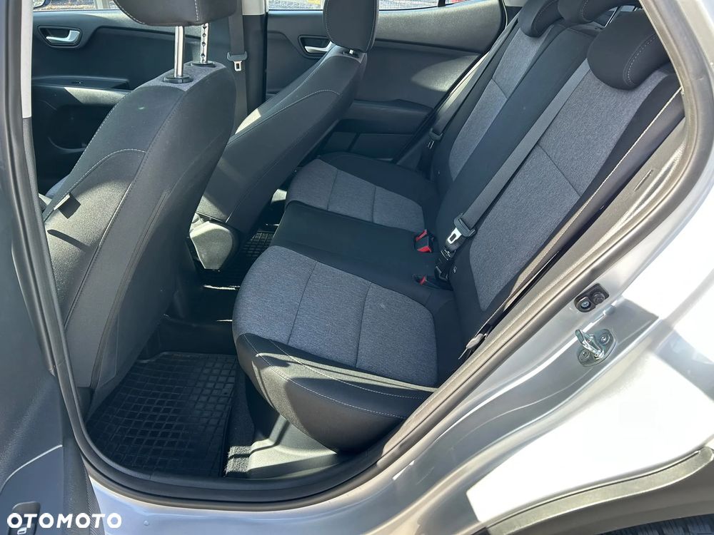 Kia Stonic 1.0 T-GDI M - 17