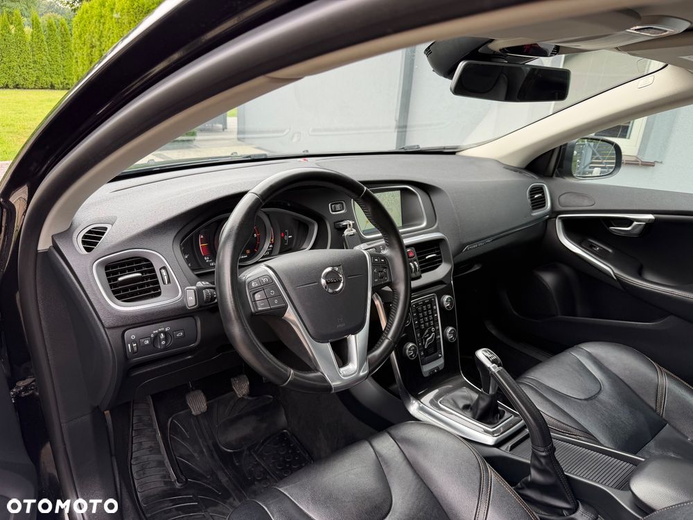 Volvo V40 Cross Country D2 Plus - 10