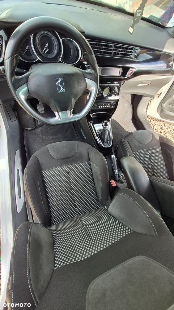Citroën DS3 1.6 HDi SoChic - 5