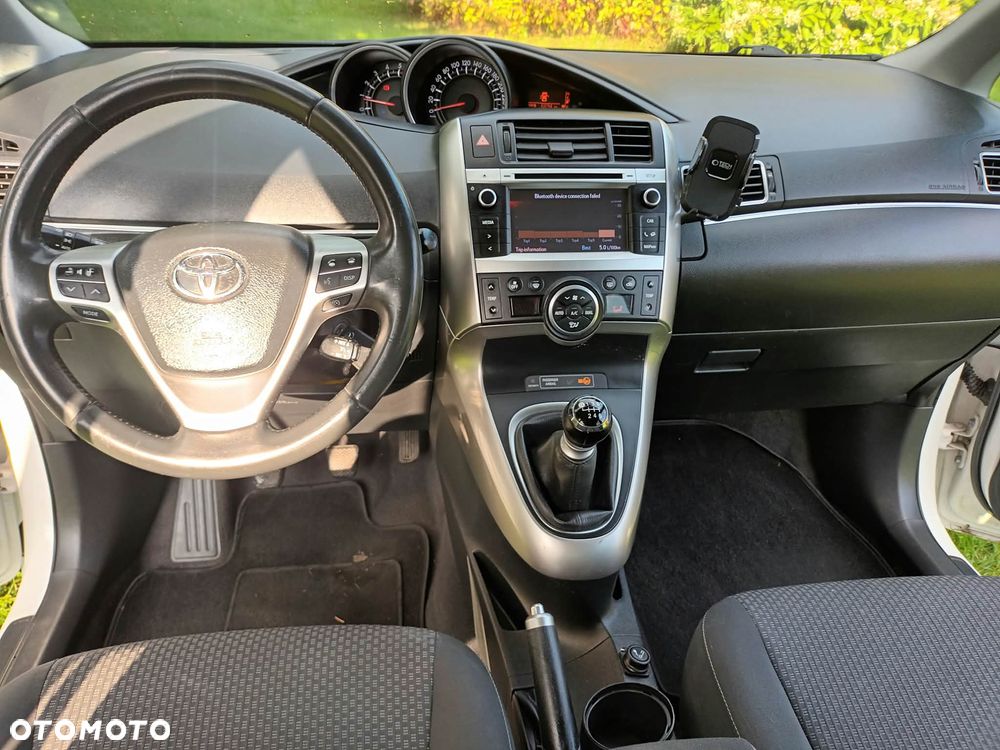 Toyota Verso - 8