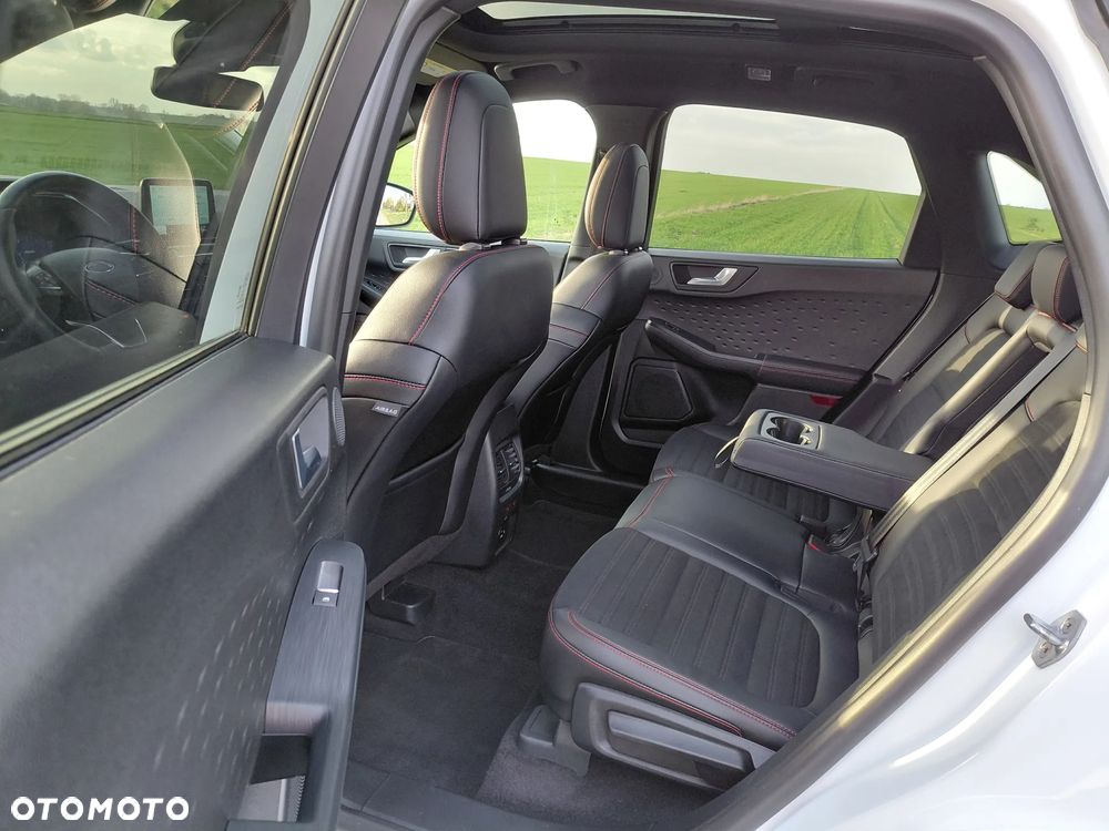 Ford Kuga 2.0 EcoBlue AWD ST-Line X - 18