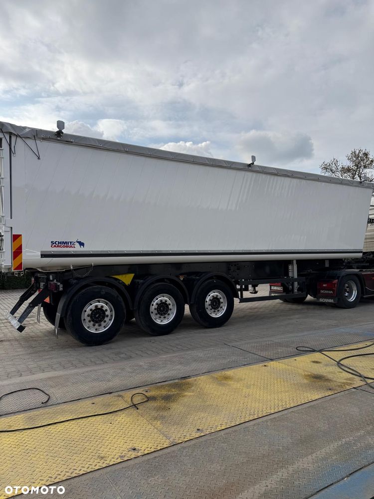 Schmitz Cargobull - 7