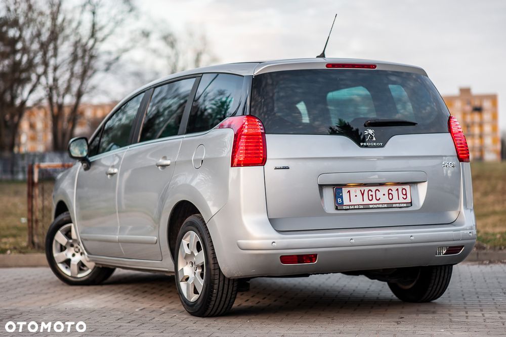 Peugeot 5008 - 3