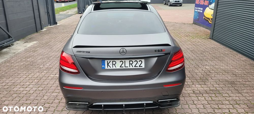 Mercedes-Benz Klasa E - 6