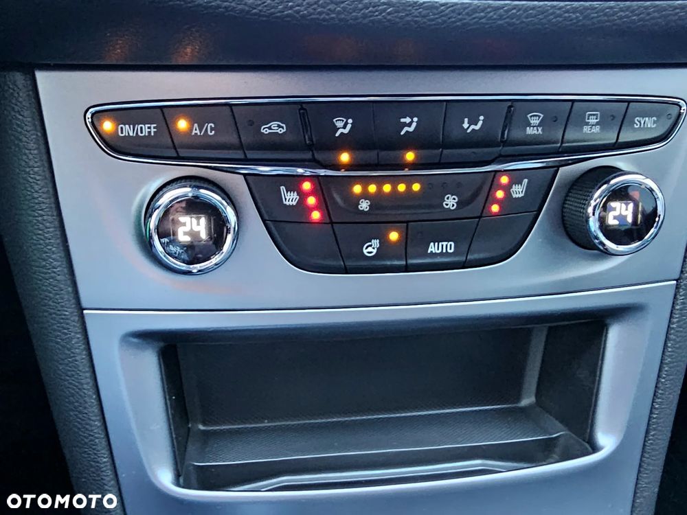 Opel Astra 1.2 T S&S - 35