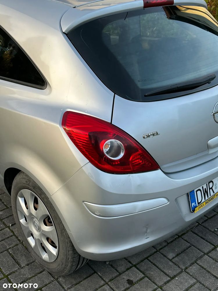 Opel Corsa 1.2 16V Enjoy - 4