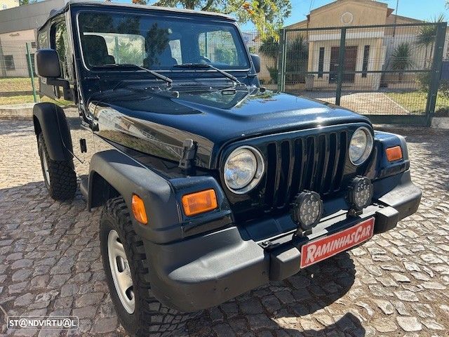 Jeep Wrangler 2.4 - 8