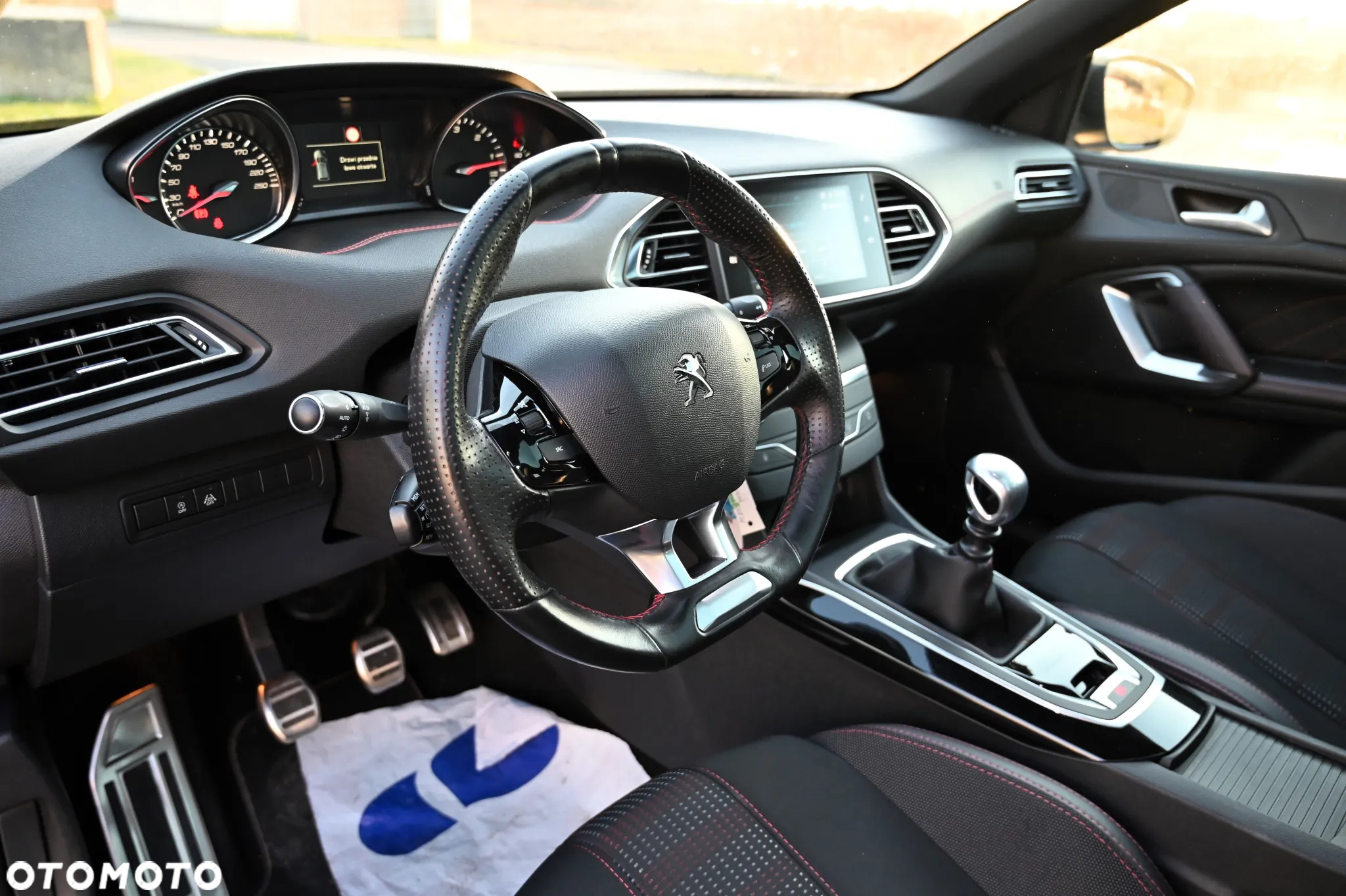 Peugeot 308 SW BlueHDi 120 Stop & Start GT-Line Edition - 28