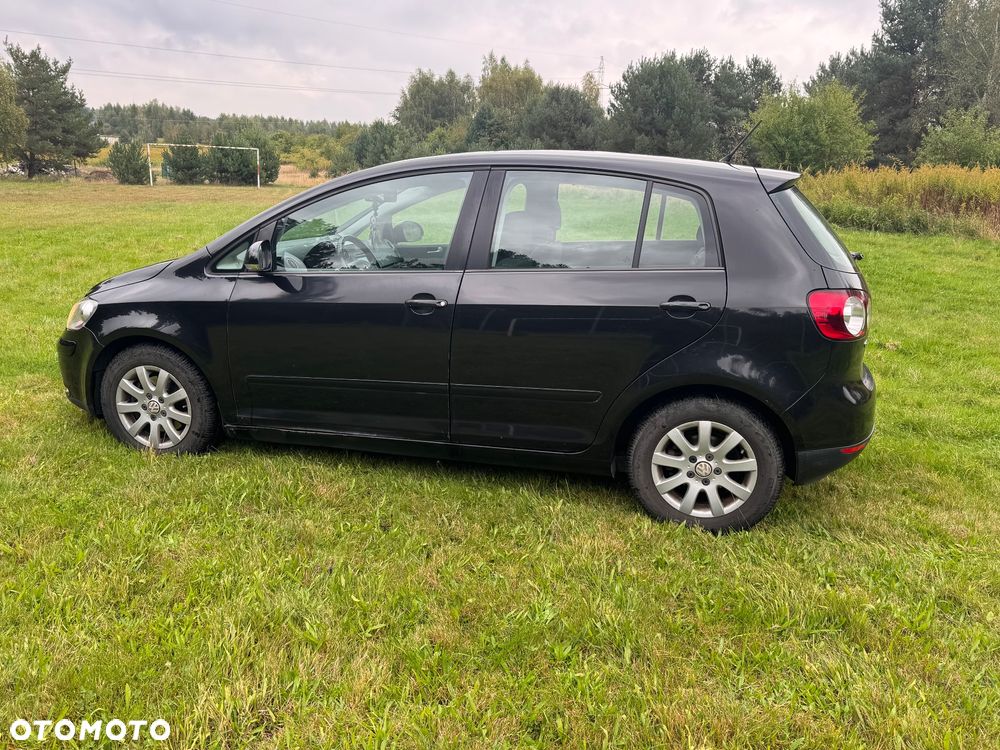 Volkswagen Golf Plus 1.9 TDI Comfortline DSG - 12