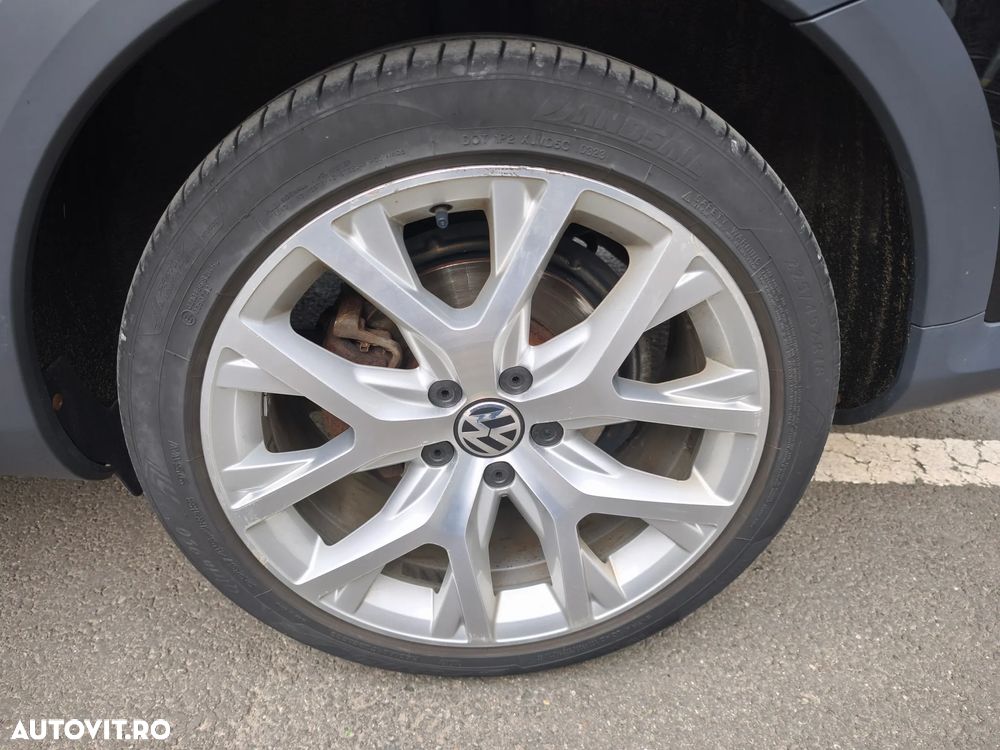 Volkswagen Passat Alltrack 2.0 TDI 4Motion DSG BlueMotion Tec - 10