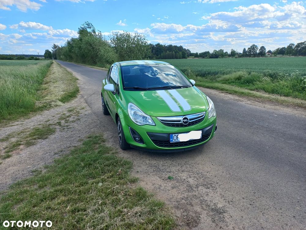 Opel Corsa 1.4 16V Color Elegance - 1