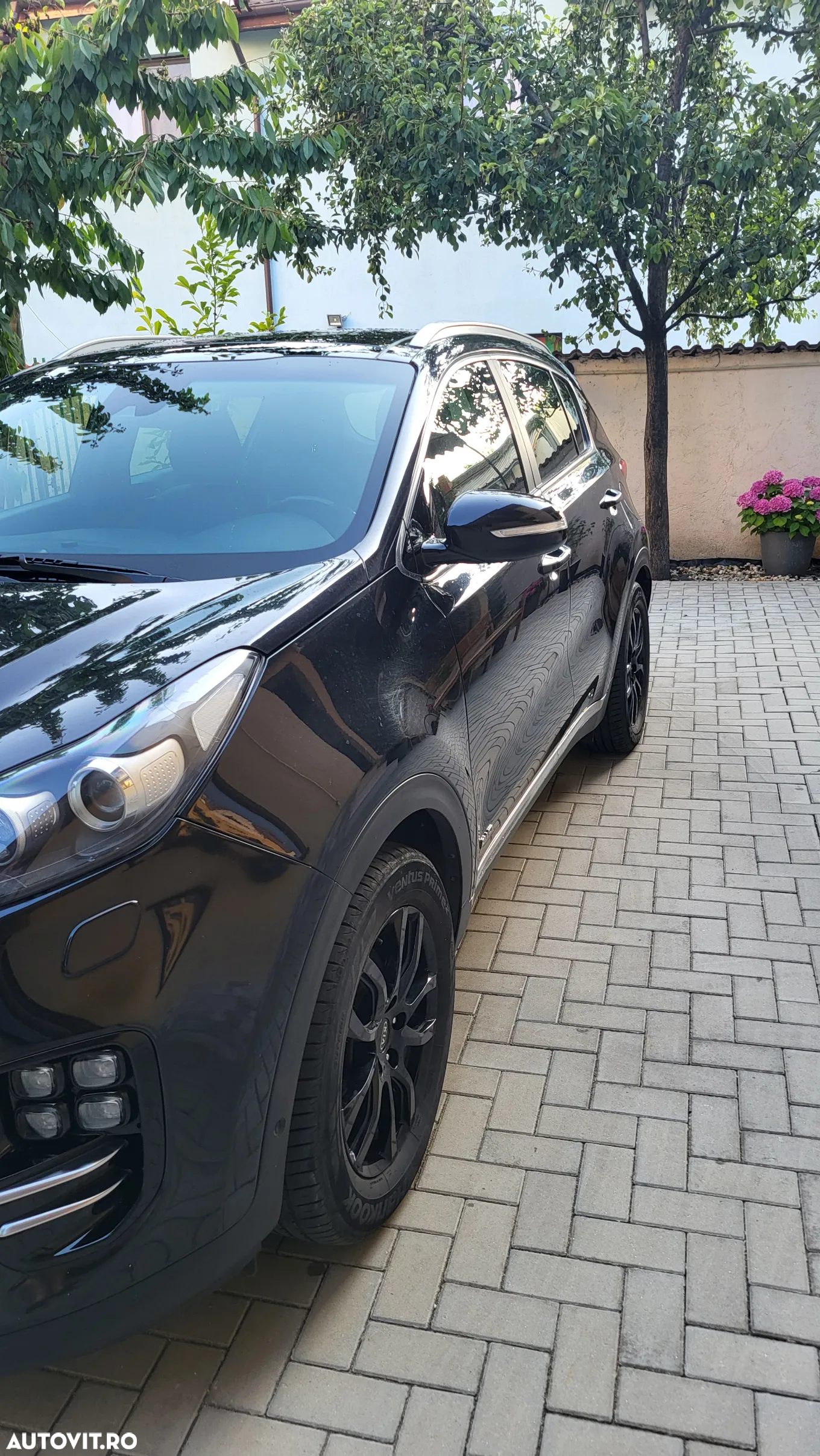 Kia Sportage 2,0 CRDI AWD Aut. GT Line - 3
