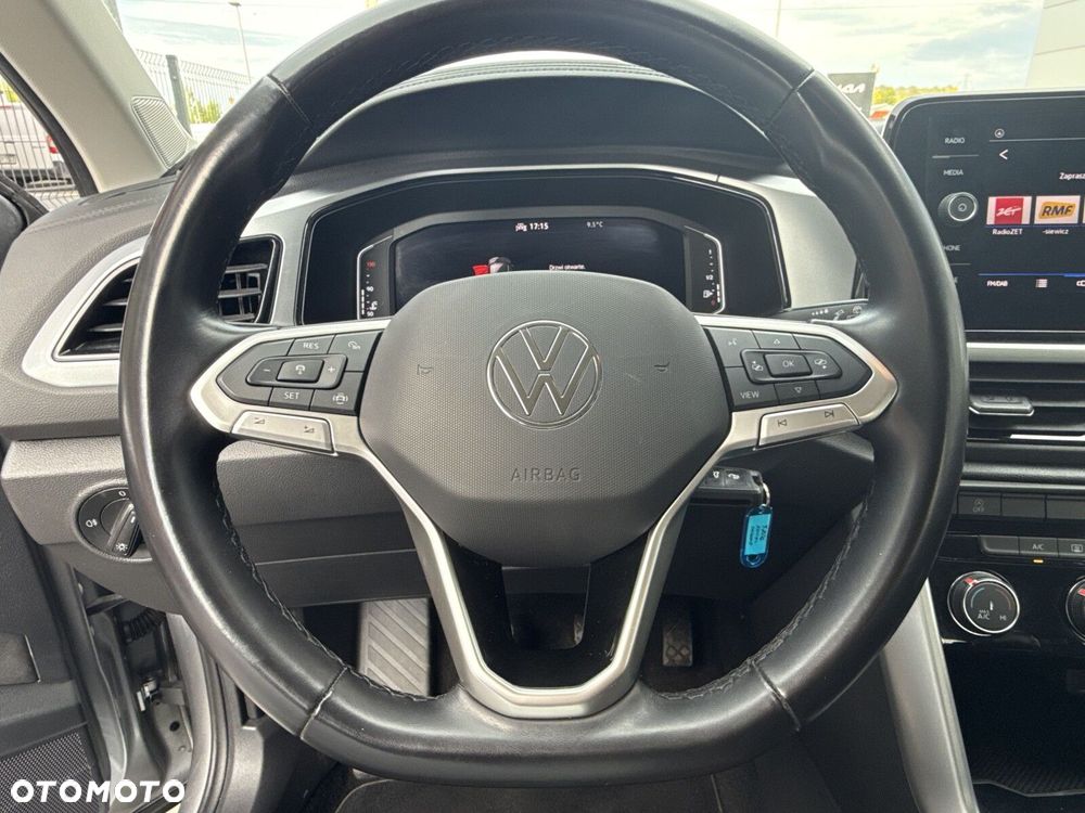 Volkswagen T-Roc - 16
