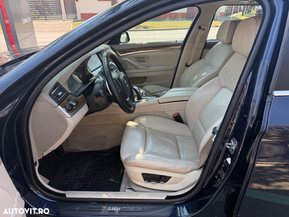BMW Seria 5 520d Aut. - 13