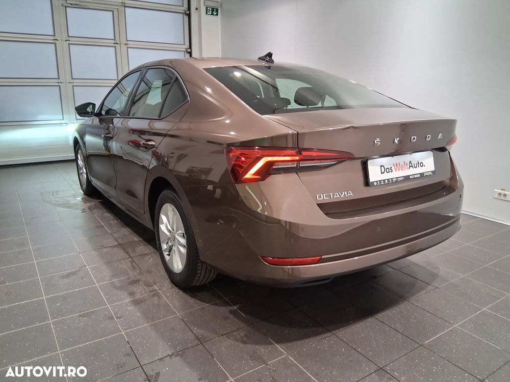 Skoda Octavia 2.0 TDI Ambition - 10