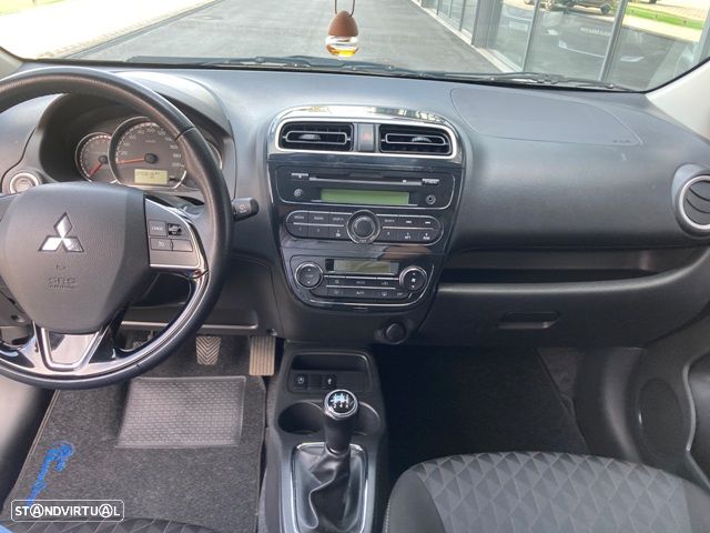 Mitsubishi Space Star 1.2 Intense - 19
