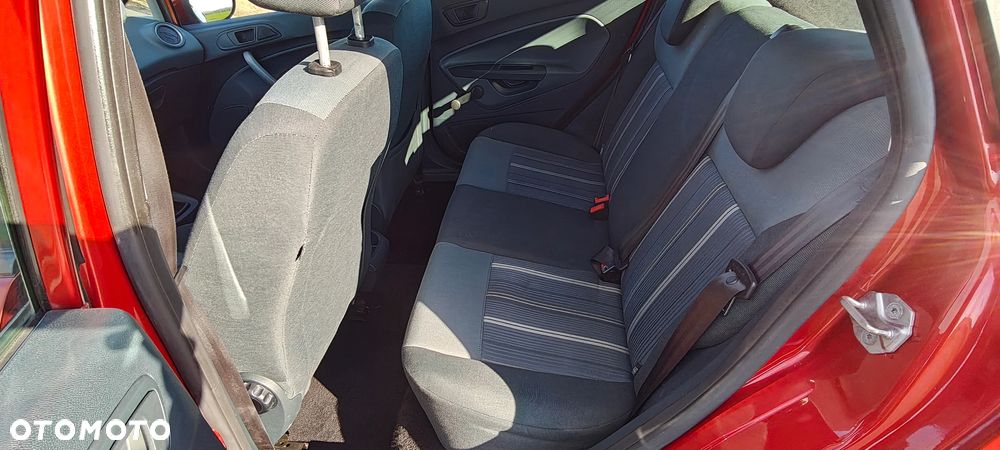 Ford Fiesta 1.4 TDCI Viva - 25