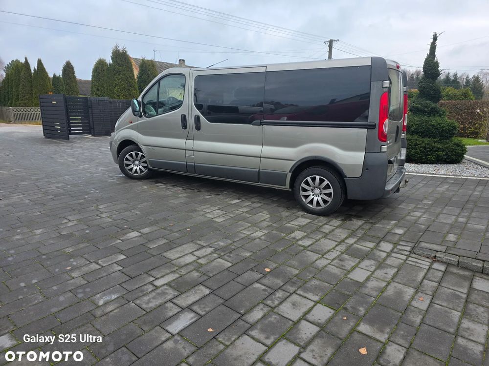 Renault Trafic - 2
