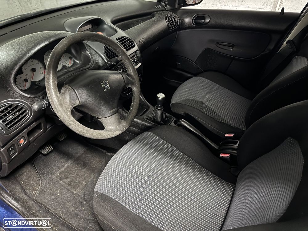 Peugeot 206 1.1 Color Line - 5