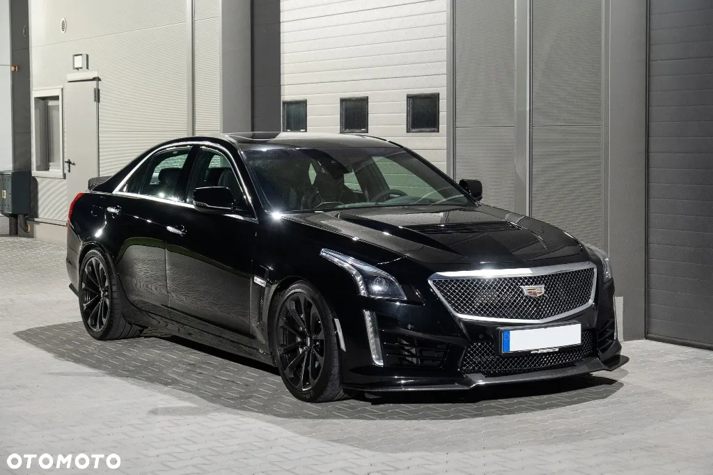 Cadillac CTS - 4