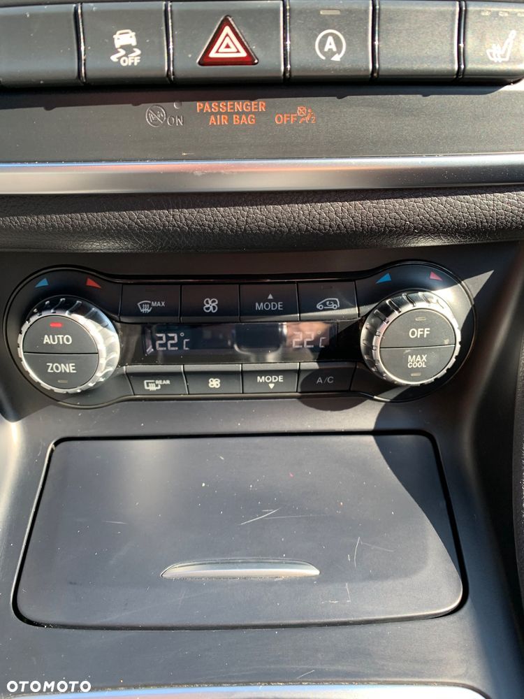 Mercedes-Benz CLA 45 AMG 4Matic 7G-DCT - 30