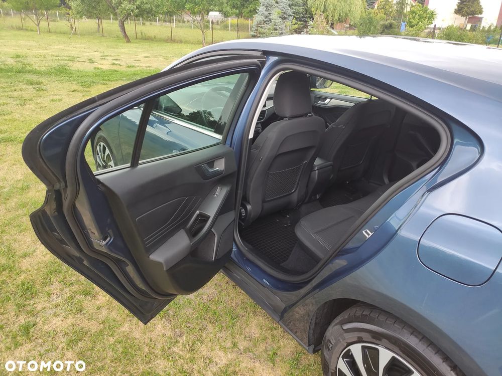 Ford Focus 1.0 EcoBoost mHEV Titanium - 13