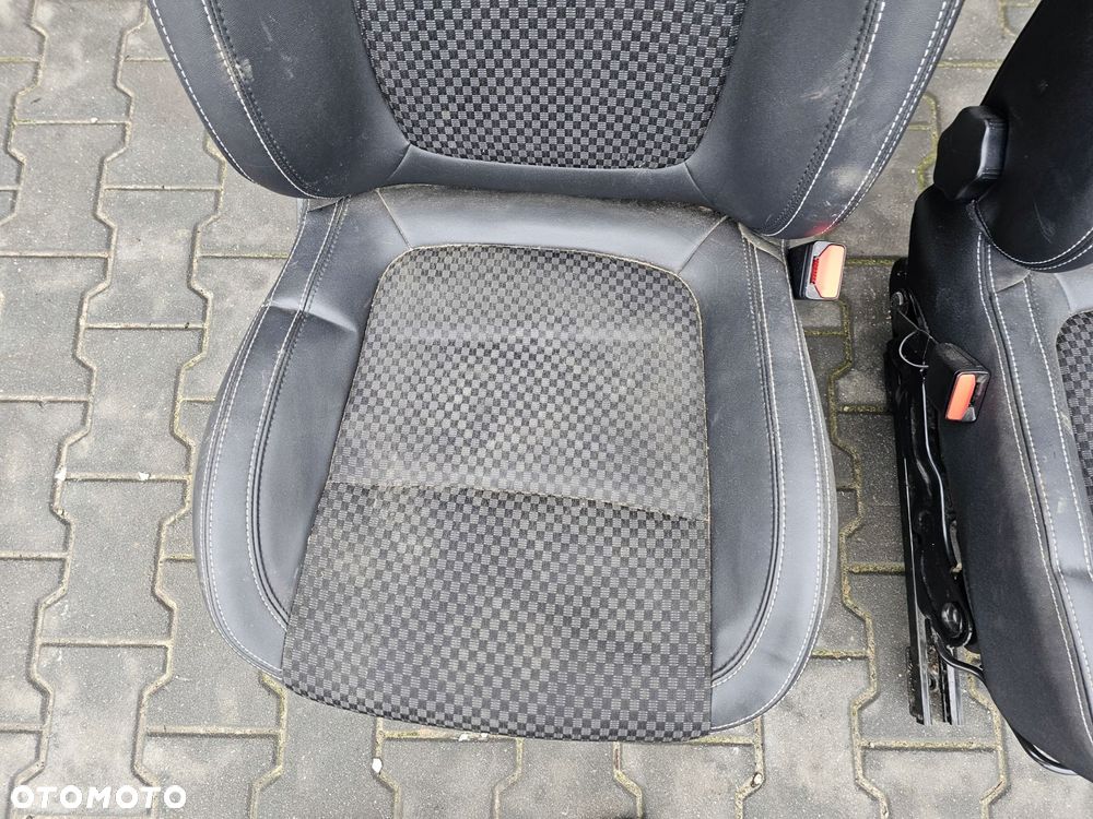 renault clio iv hb 5d fotele kanapa komplet eu - 7