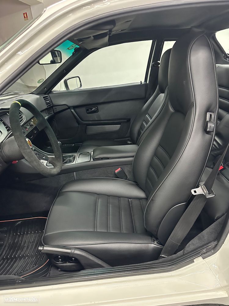 Porsche 944 Standard - 14