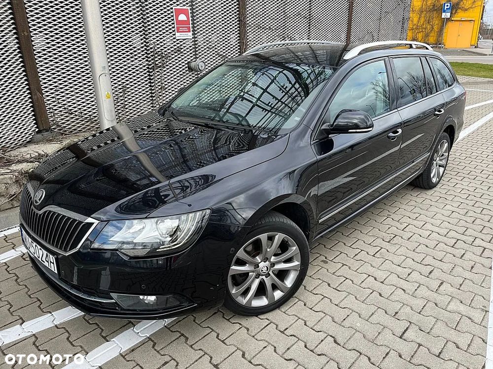 Skoda Superb 2.0 TDI 4x4 L&K DSG - 1