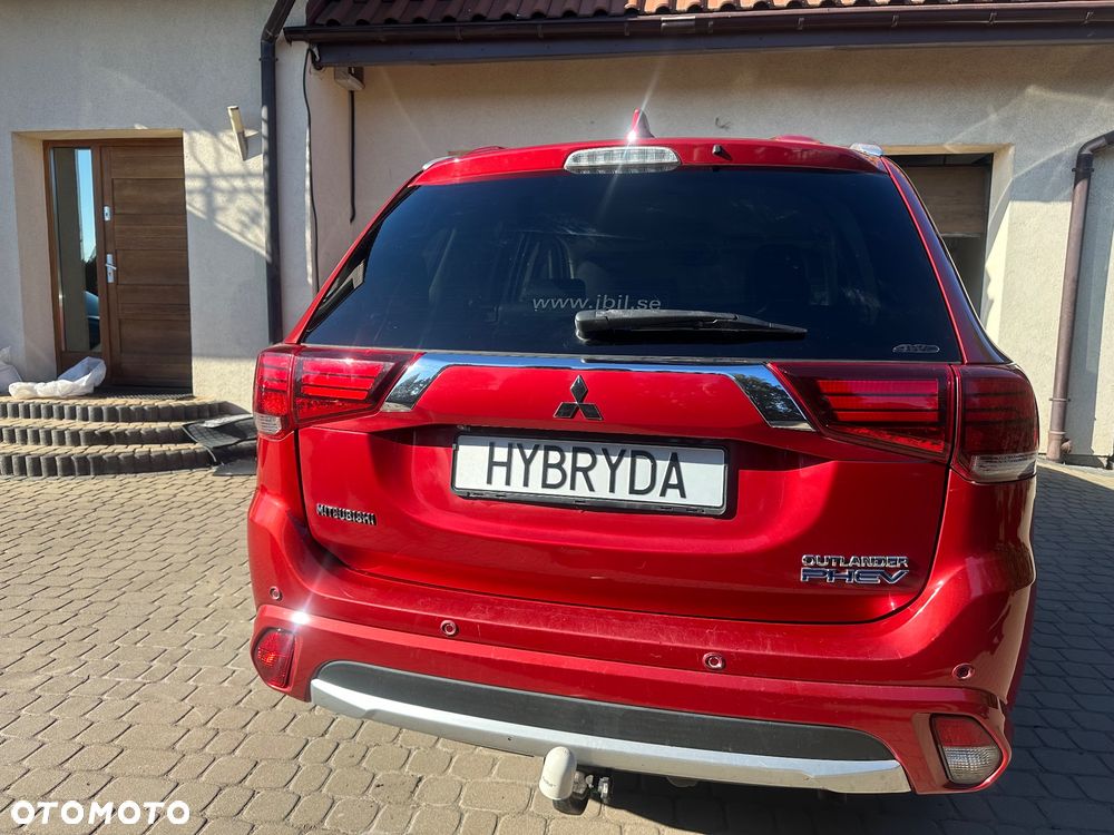 Mitsubishi Outlander 2.0 4WD Top - 19