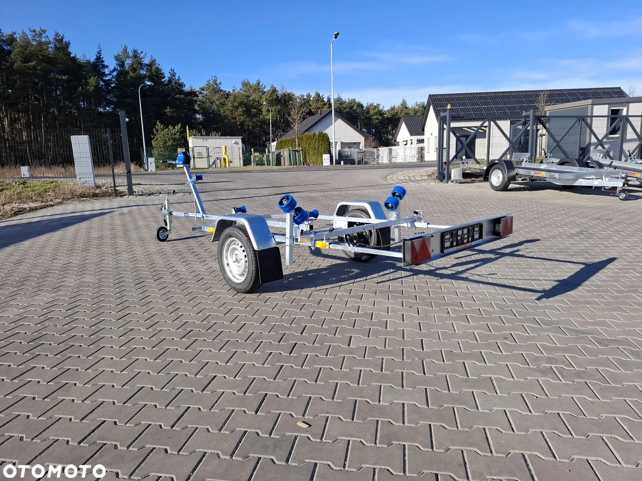 Niewiadów DOSTAWA! Przyczepka P400 pod łódź do 4m NIEHAMOWANA Przyczepa podłodziowa z podwójnymi rolkami! DMC 450kg, lekka, kat.B - 5