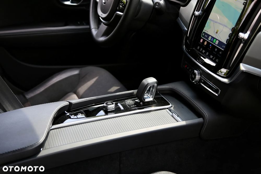 Volvo V90 Cross Country B4 D AWD Plus - 17