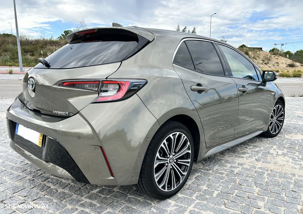 Toyota Corolla 1.8 Hybrid Exclusive - 3