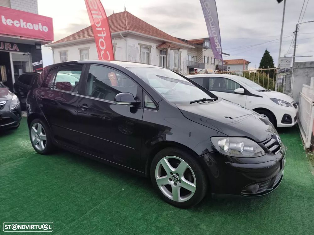 VW Golf Plus 2.0 TDi Confortline - 9