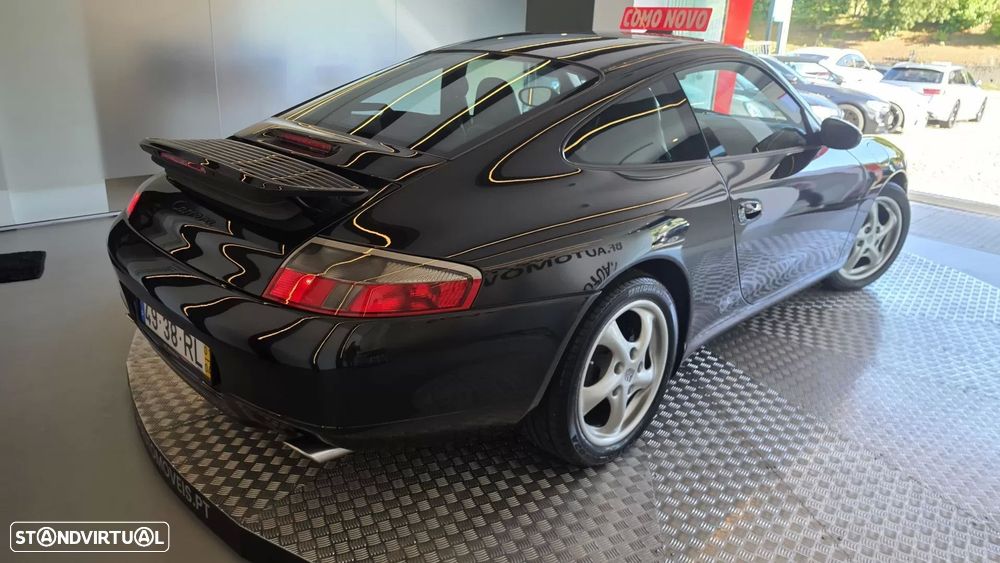 Porsche 911 (996) Carrera - 5