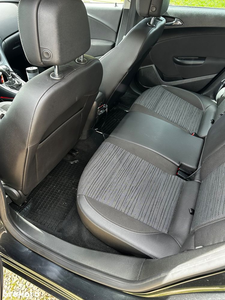 Opel Astra 1.7 CDTI DPF - 8