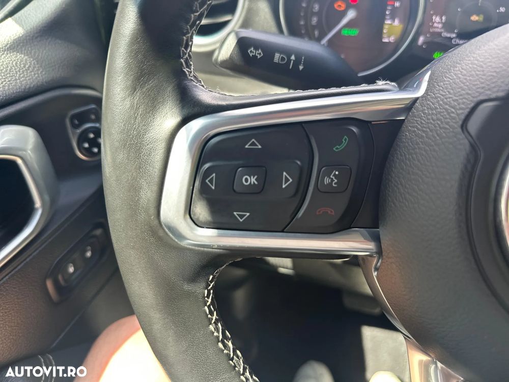 Jeep Wrangler 2.0 4xe AT8 PHEV Sahara - 21