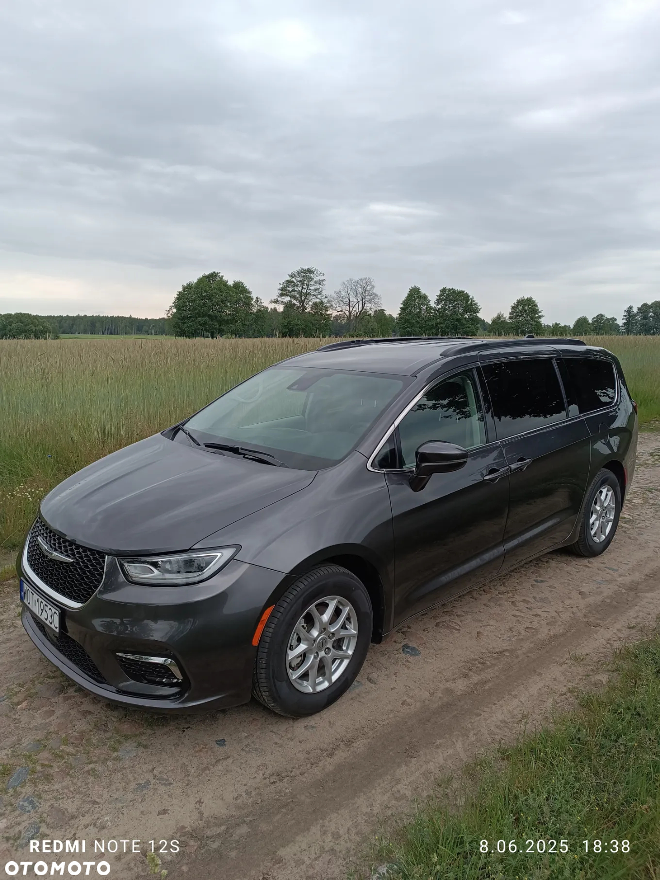 Chrysler Pacifica - 3